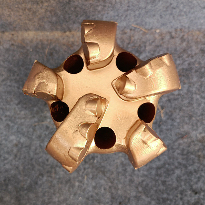 Долота PDC для водяных скважин с фиксированным резцом и стальным корпусом для бурения с резьбовым соединением API