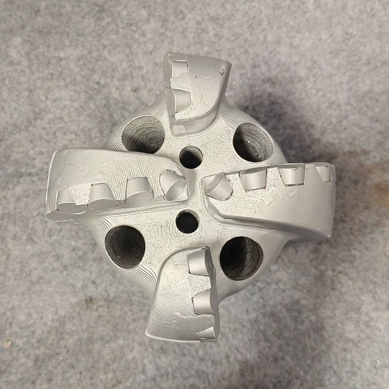 Твердосплавные PDC долота с фиксированной конструкцией резца и 146 мм-4 лопасти для бурения водяных скважин