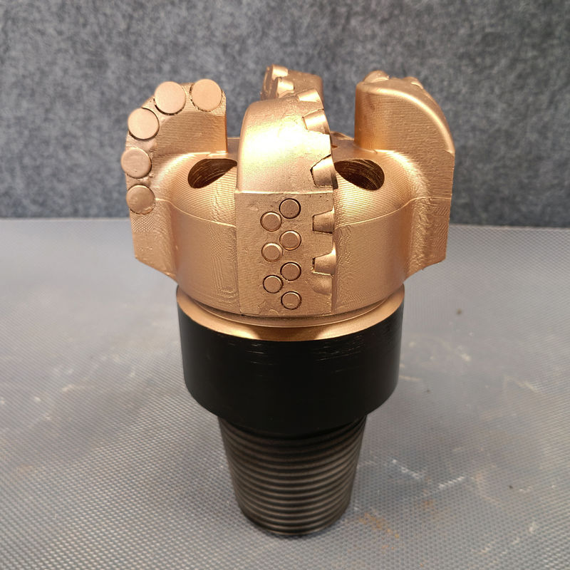 Сплавленные стальные буровые кубики PDC с конструкцией стального корпуса для бурения скважин для газа и воды